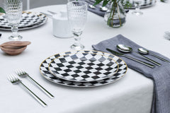10 In. Checkerboard White Plastic Plates | 10 Count