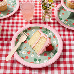 Strawberry Shortcake 7" Party Plates