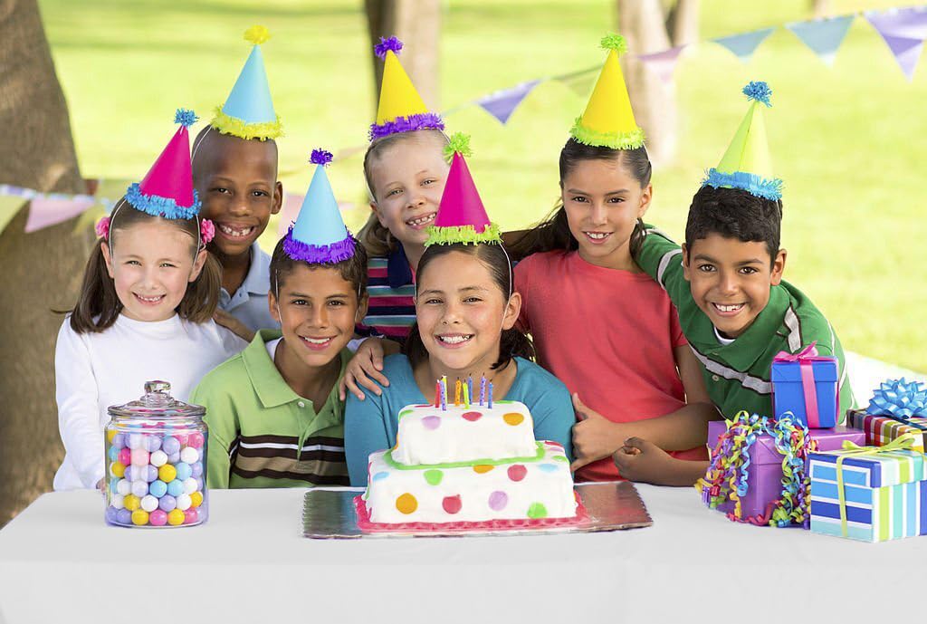 54 In. x 300 Ft. Cut To Size Table Roll | White