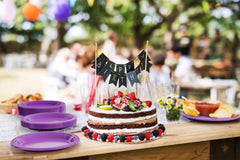 7 In. Purple Plastic Plates | Case of 600