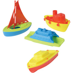 Plastic Sailing Boats/4 Per Pkg - 4 Count