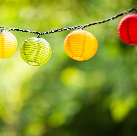 Summer Party Decorations and Entertainment