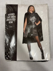 Women's Elegant Hooded Velvet Cape with Bow - Halloween Costume Accessory