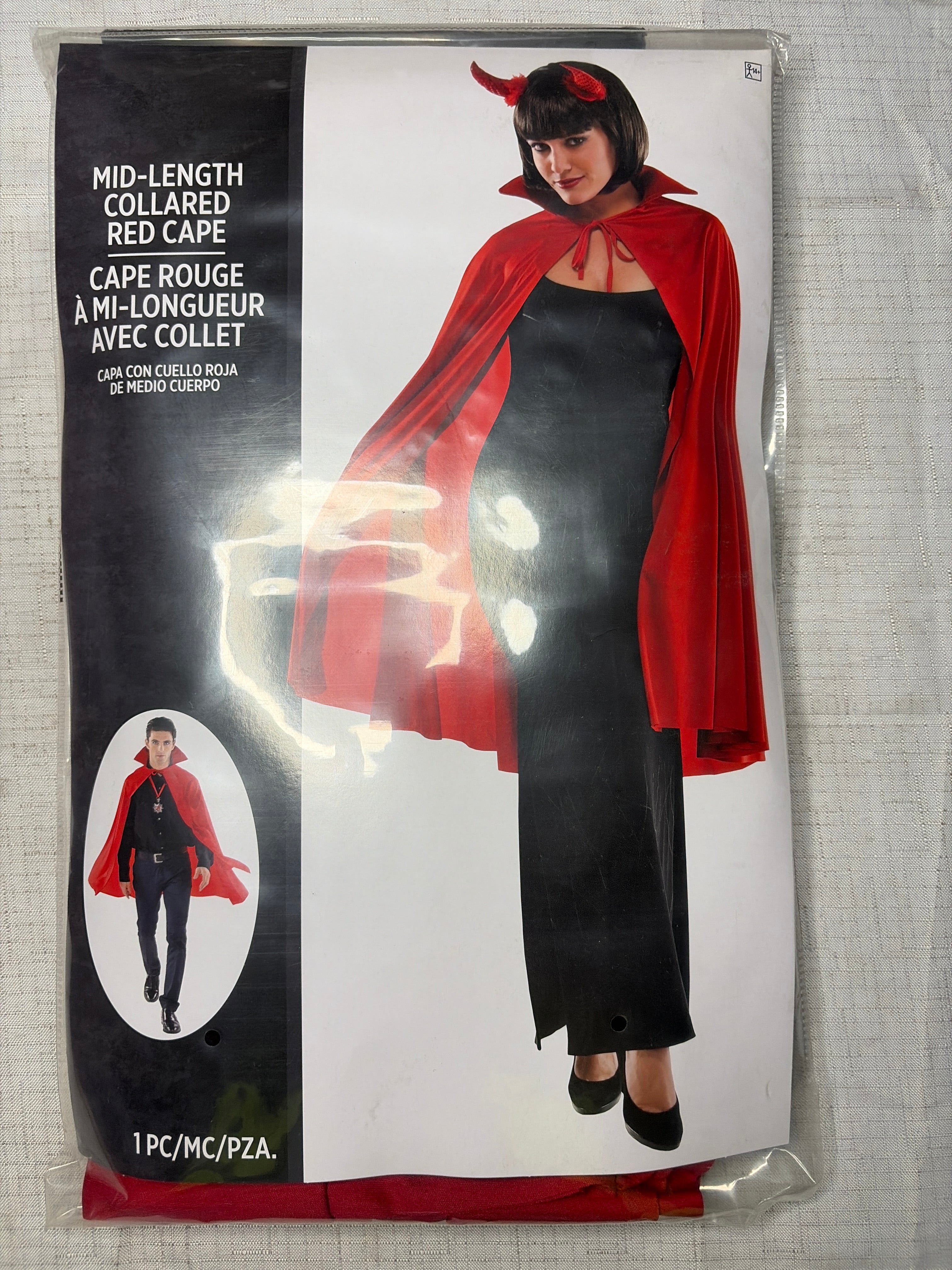 Adult Red Halloween Cape with Dramatic Collar
