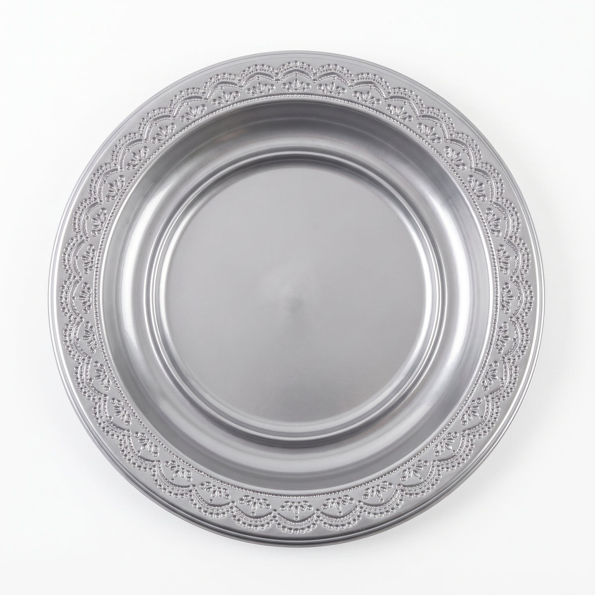 Silver Plastic Dessert Plates - 7 In. | 20 Count