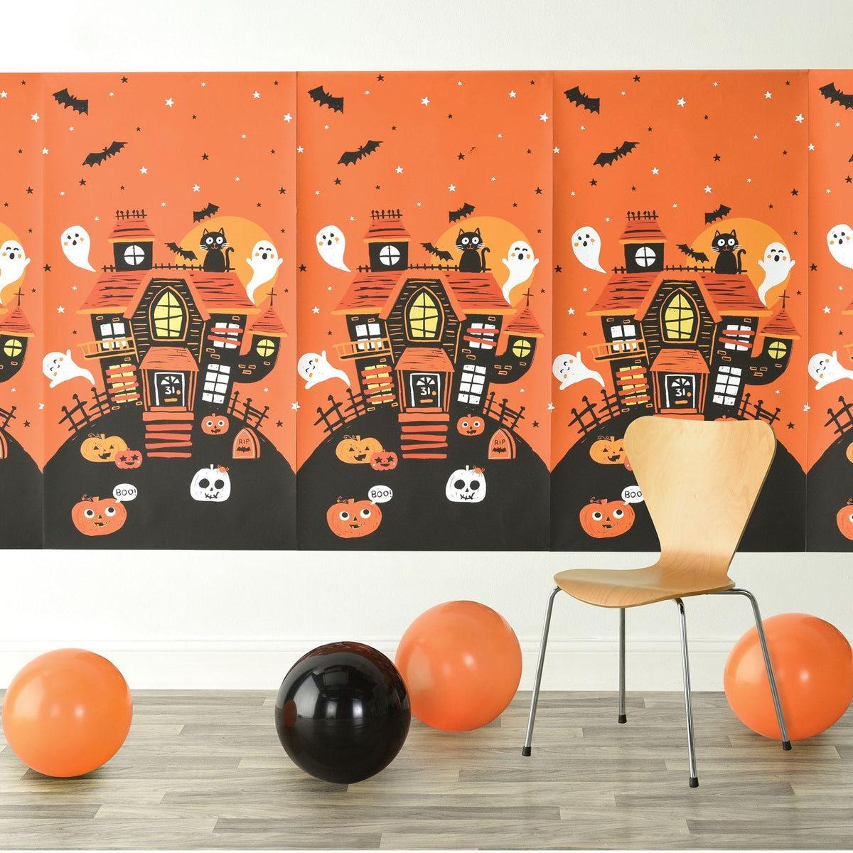 Spooky Friends Halloween Room Roll Scene Setter