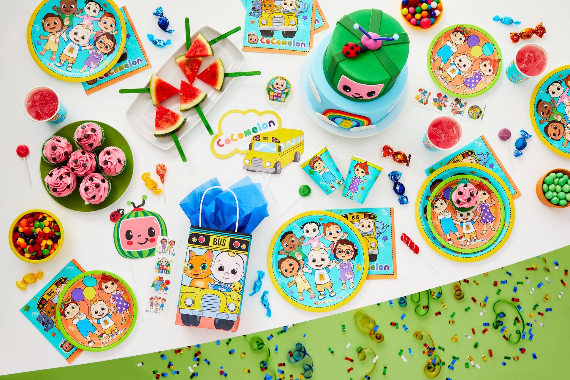 CoComelon School Bus Kraft Gift Bags, 8-Pack for Kids' Birthdays