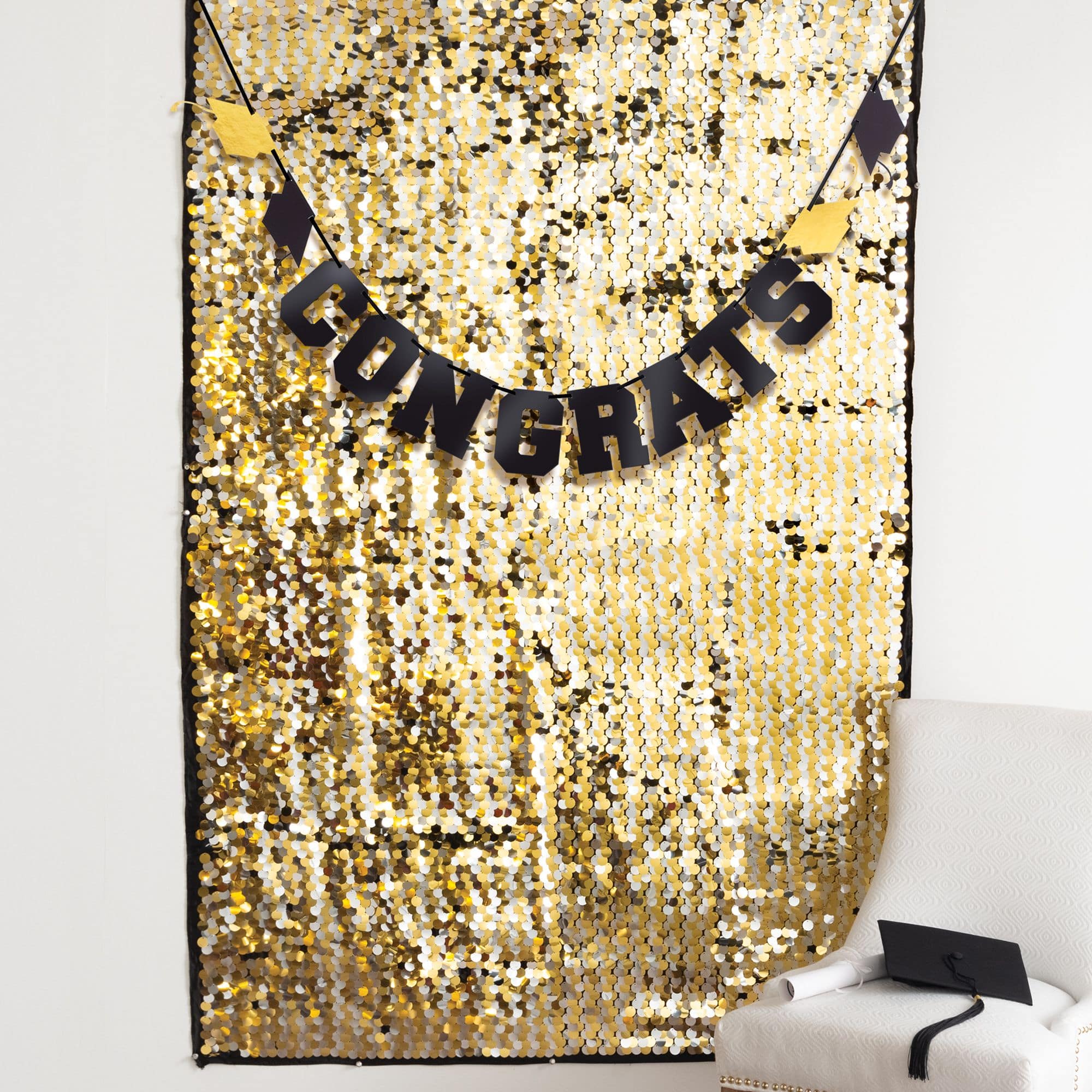 Class 101 - Grad Paillette Backdrop Set, Black/Silver/Gold