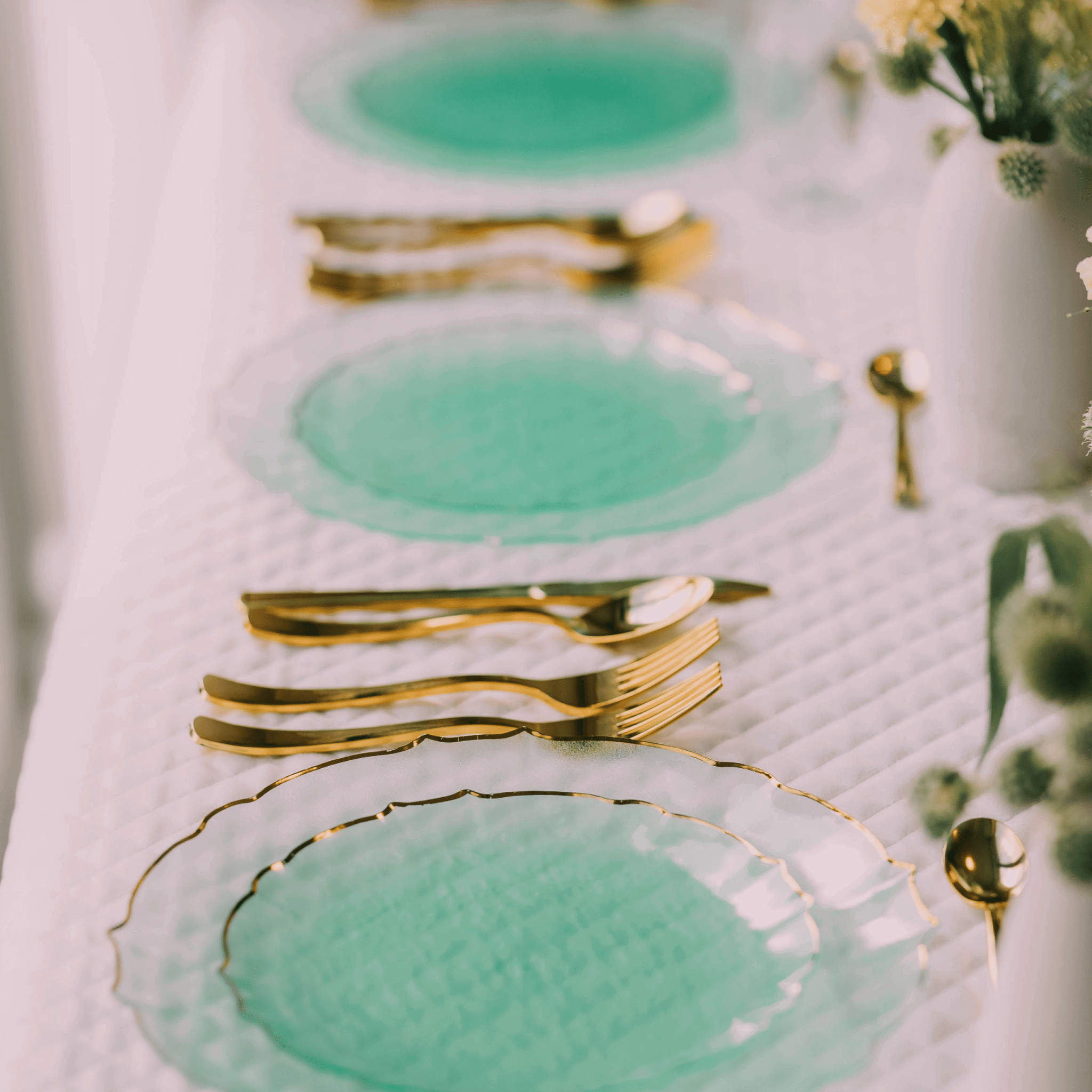 9 In. Mint/Gold Petal Plates | 120 Count