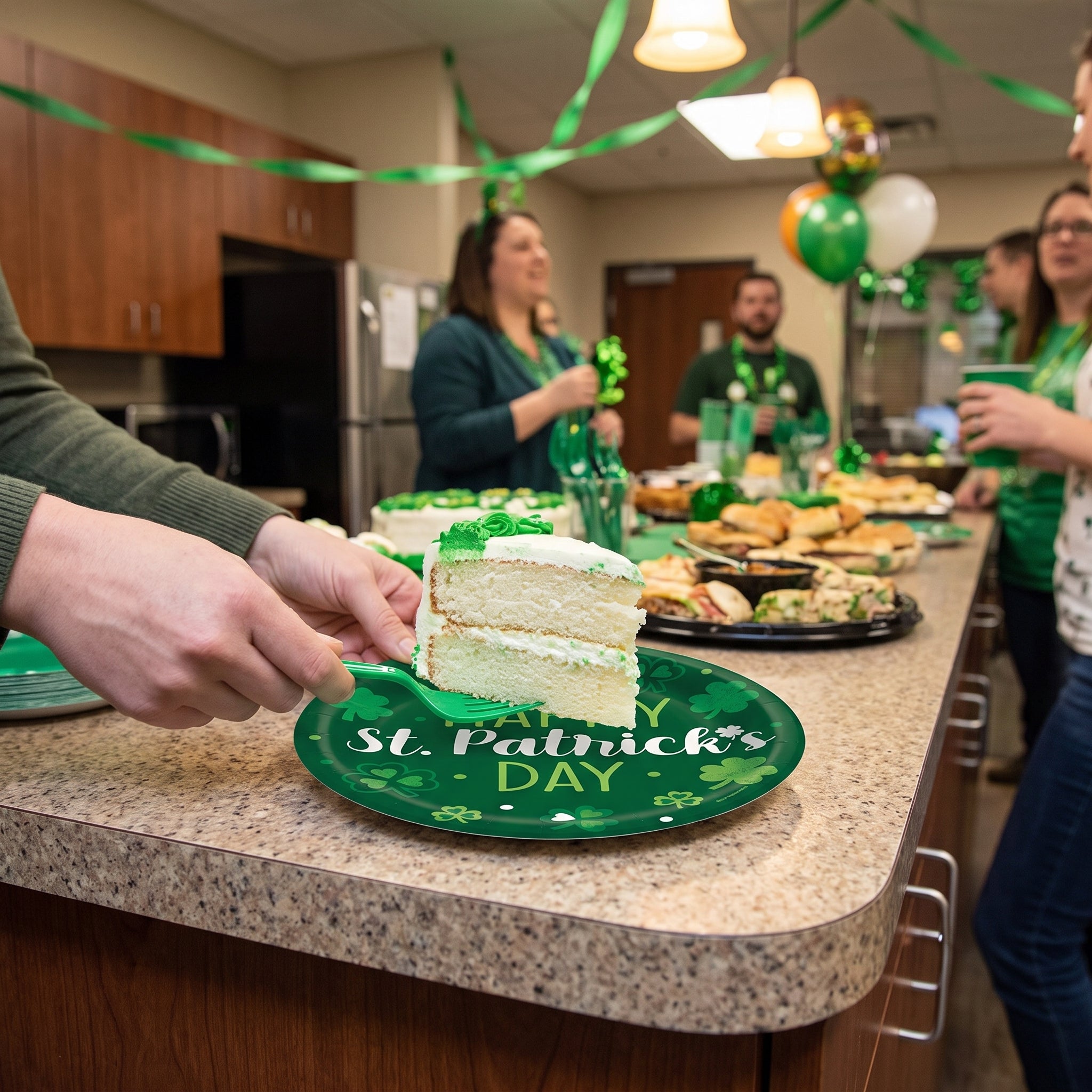 Irish Blessings St. Patrick's Day 8.5" Paper Plates