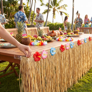 Luau & Hawaiian Party Supplies