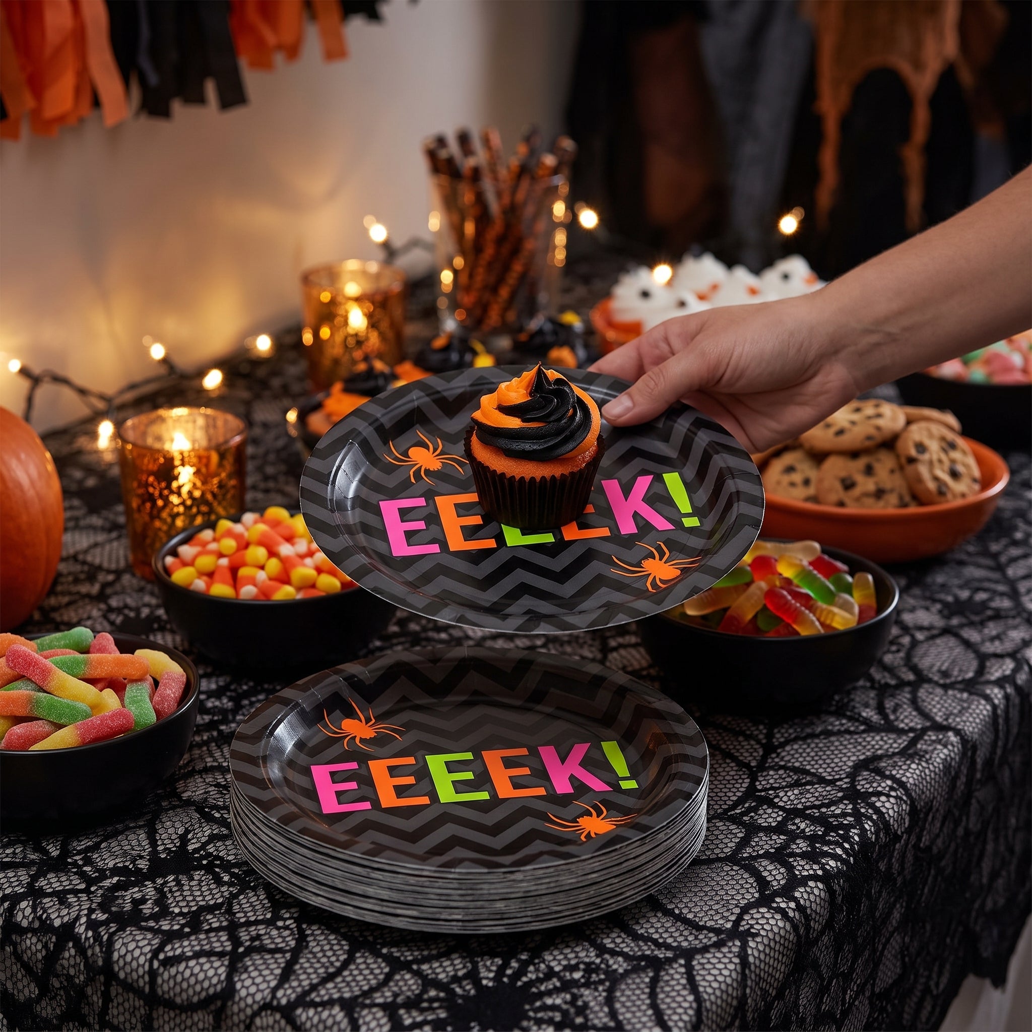 Spooky Halloween 6.75" Paper Plates