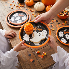 Spooky Friends 6.75" Halloween Paper Plates