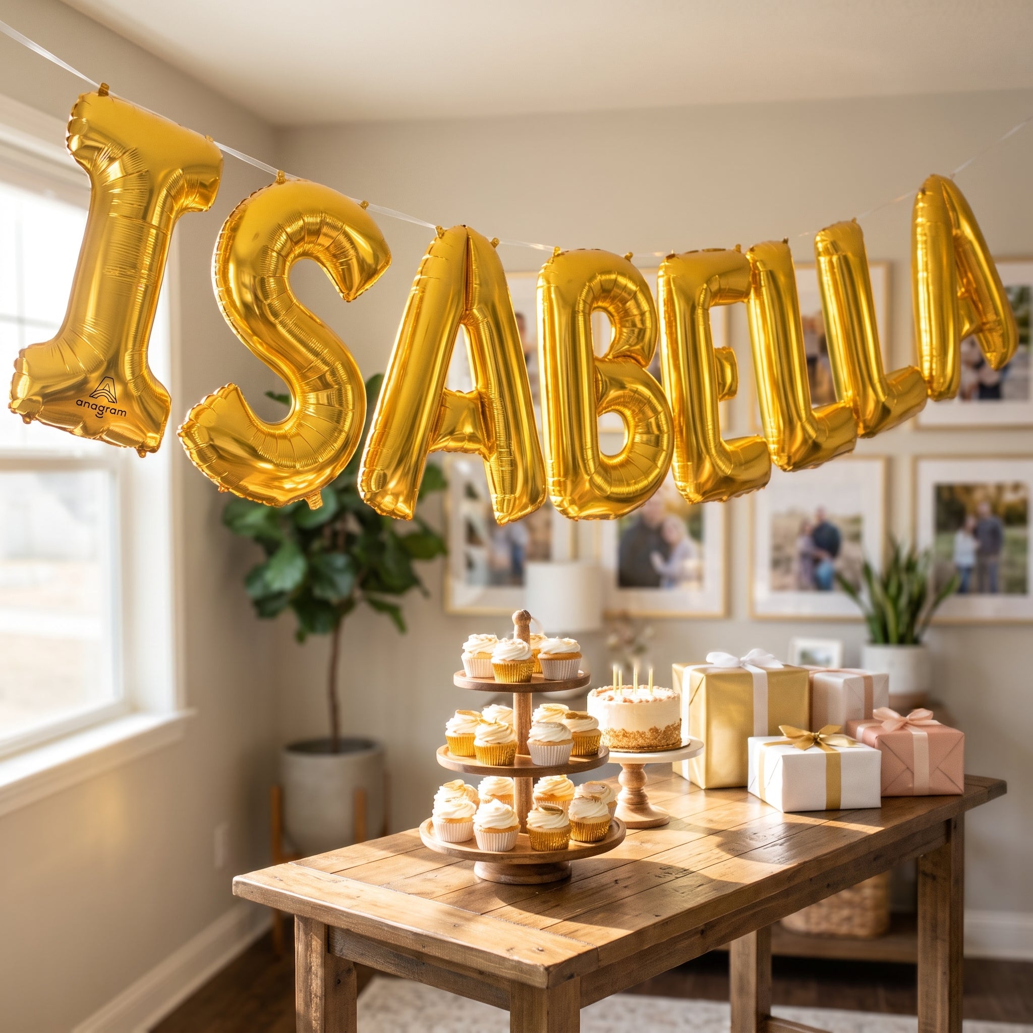 Gold Foil Super Shape Letter "I" Balloon