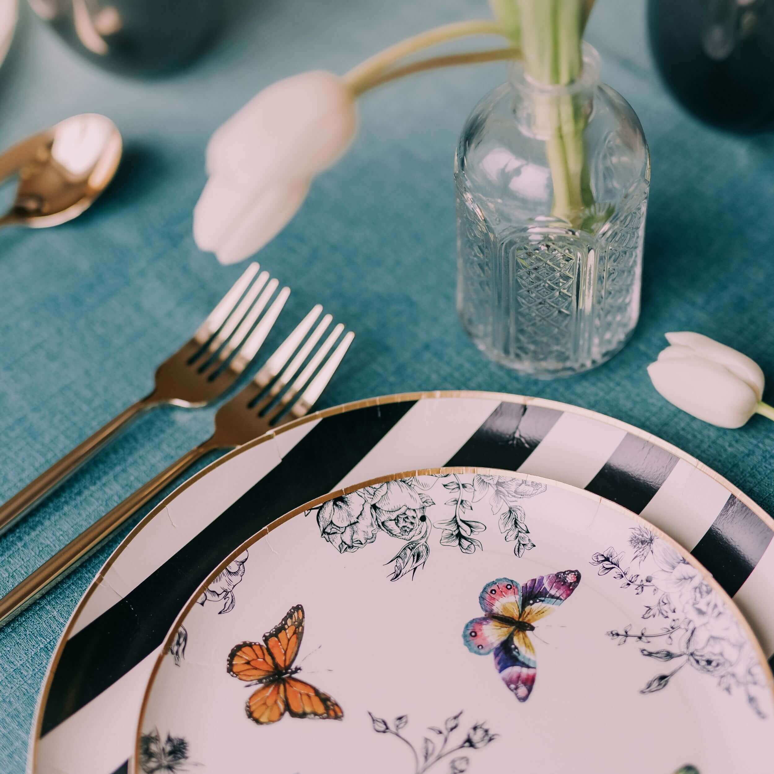 Earthtrends Monarch Design Paper Plates Combo Set 16/16