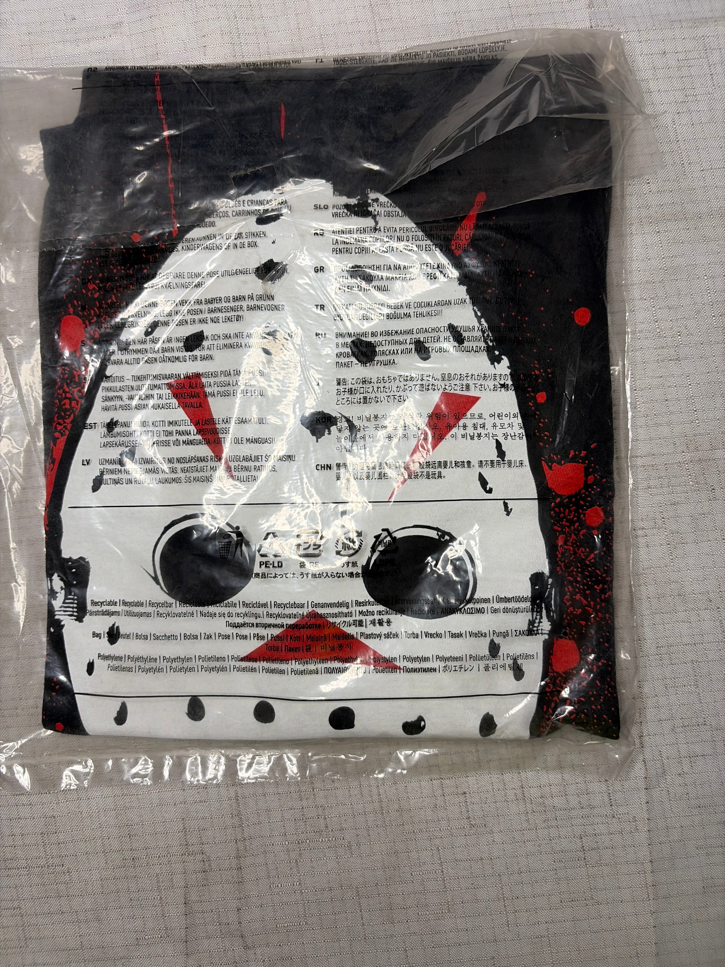 Adult Friday the 13th Jason Mask T-Shirt - Adult L