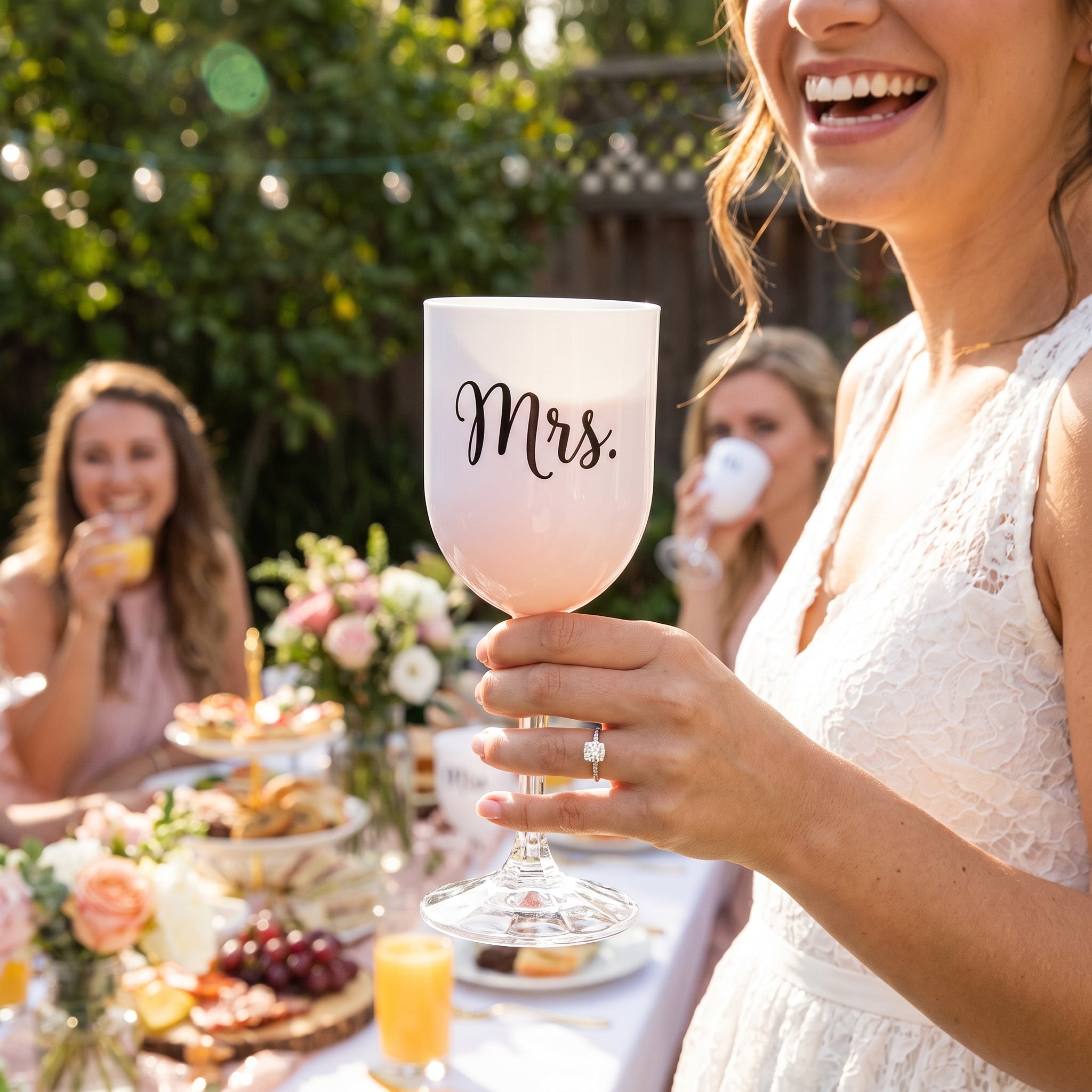 "Mrs." White Party Cup with Stand, 15oz - Fun Wedding Drinkware