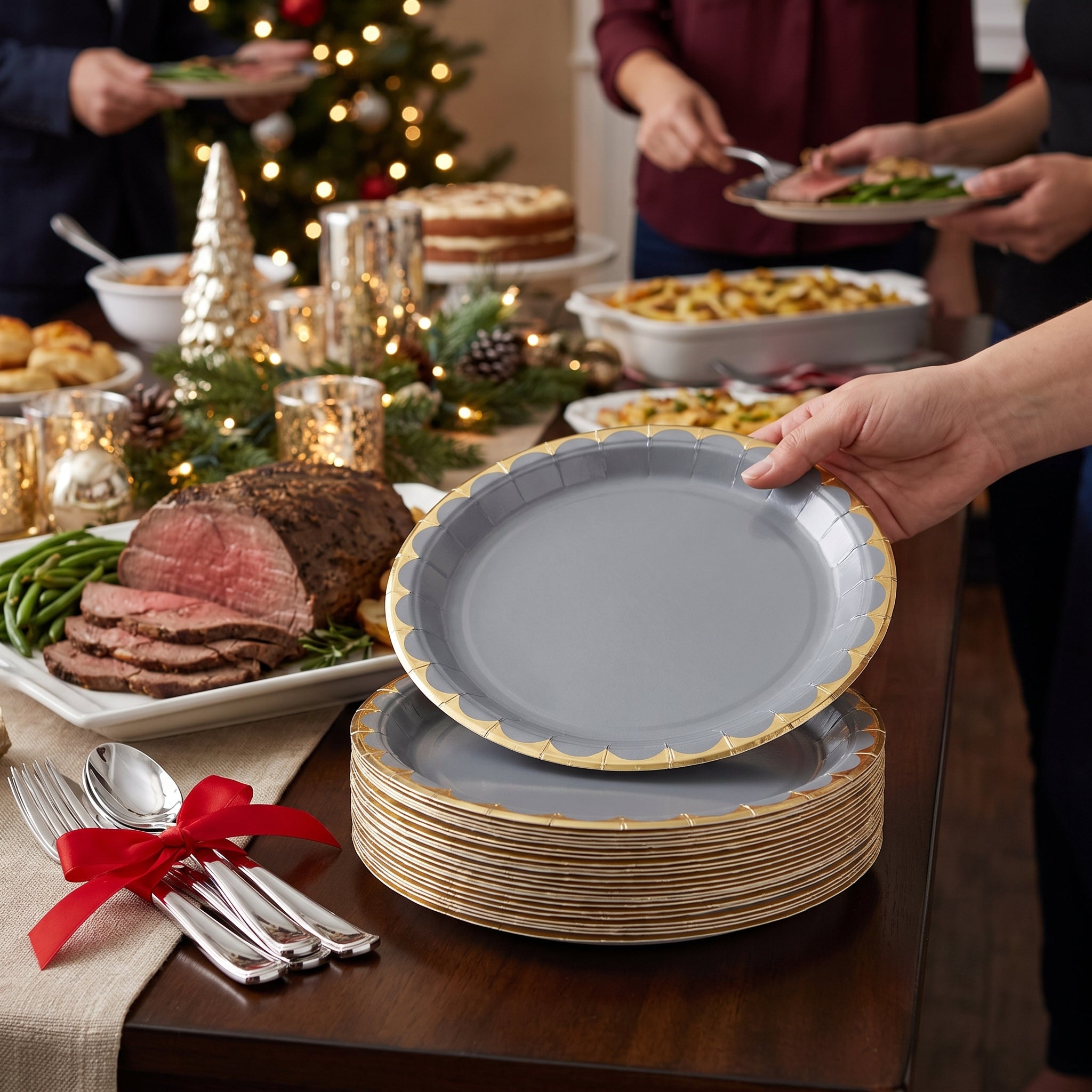 Elegant Silver 10" Paper Dinner Plates