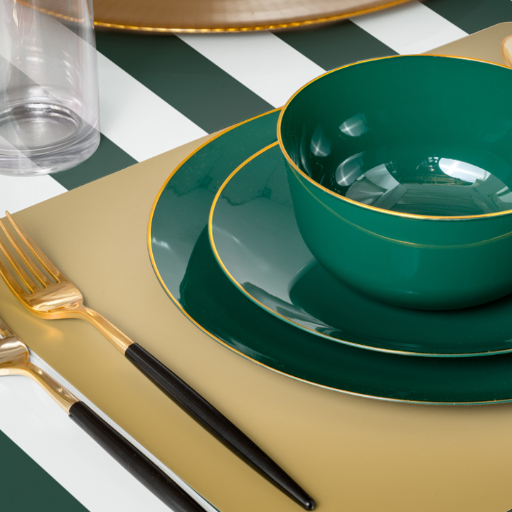 Green plastic plates best sale